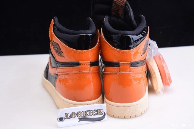Retro Air 555088-028 - Backboard 3.0 1 High Jordan Shattered 0710
